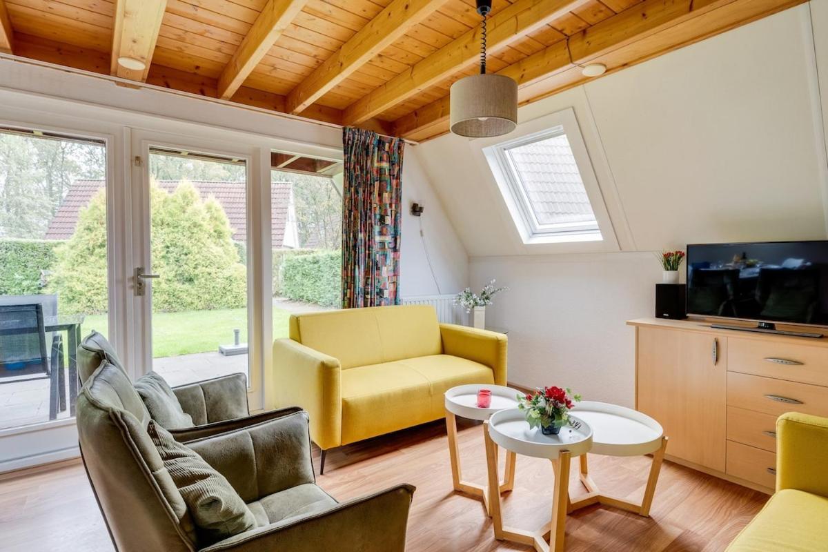 Kleine Zanglijster I Prachtig Huisje Nabij Bosrand Zwiggelte ภายนอก รูปภาพ