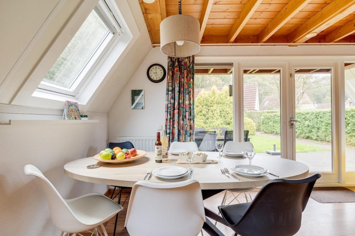 Kleine Zanglijster I Prachtig Huisje Nabij Bosrand Zwiggelte ภายนอก รูปภาพ