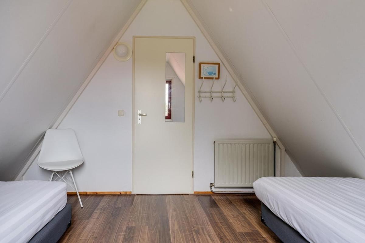 Kleine Zanglijster I Prachtig Huisje Nabij Bosrand Zwiggelte ภายนอก รูปภาพ