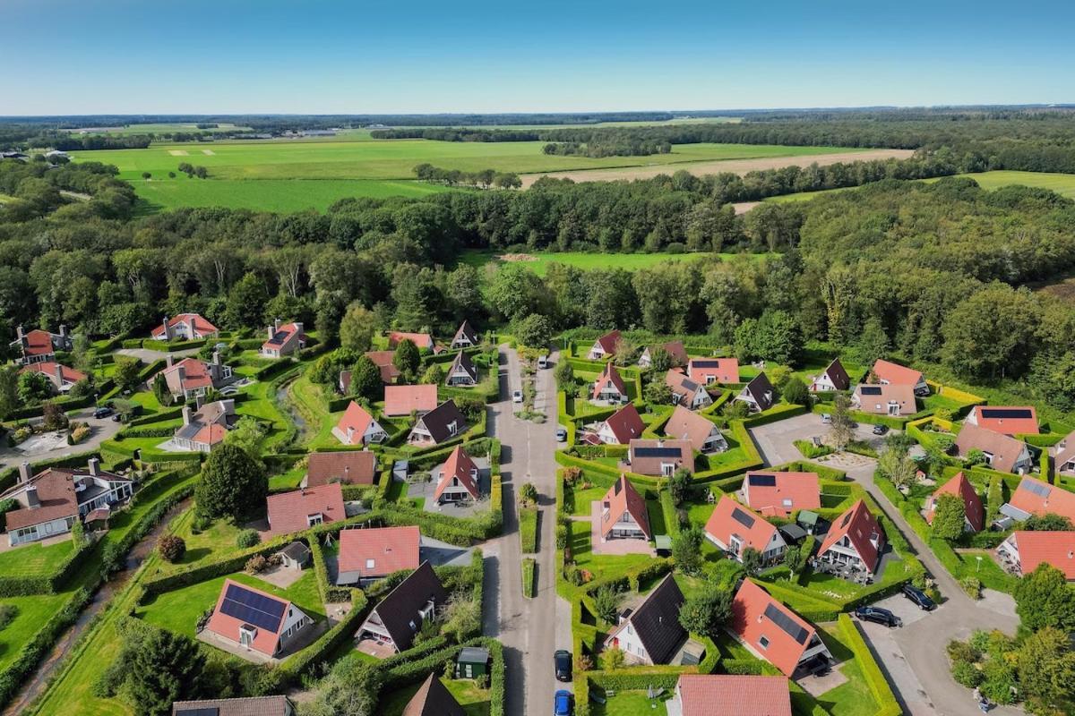 Kleine Zanglijster I Prachtig Huisje Nabij Bosrand Zwiggelte ภายนอก รูปภาพ